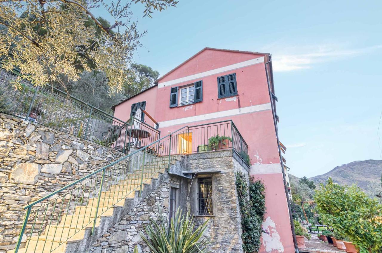 Recco Apartment With View And Pool Екстериор снимка