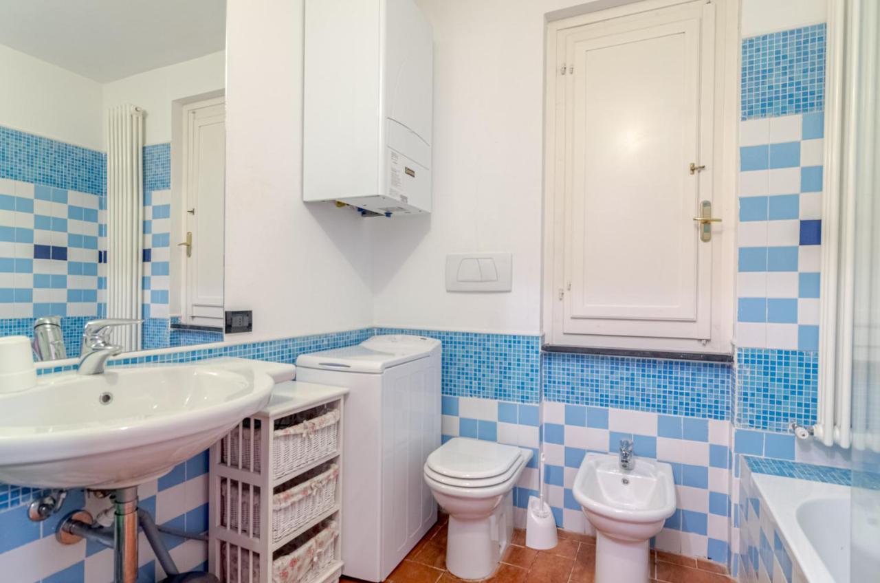 Recco Apartment With View And Pool Екстериор снимка